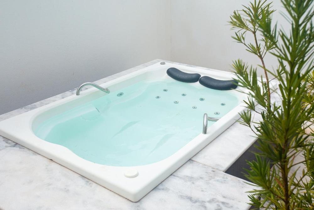 Chale Com Jacuzzi E Vista Para E Piscina Hotell Touros Eksteriør bilde